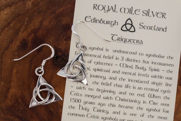 Royal Mile Silver - silver flow triquetra earrings