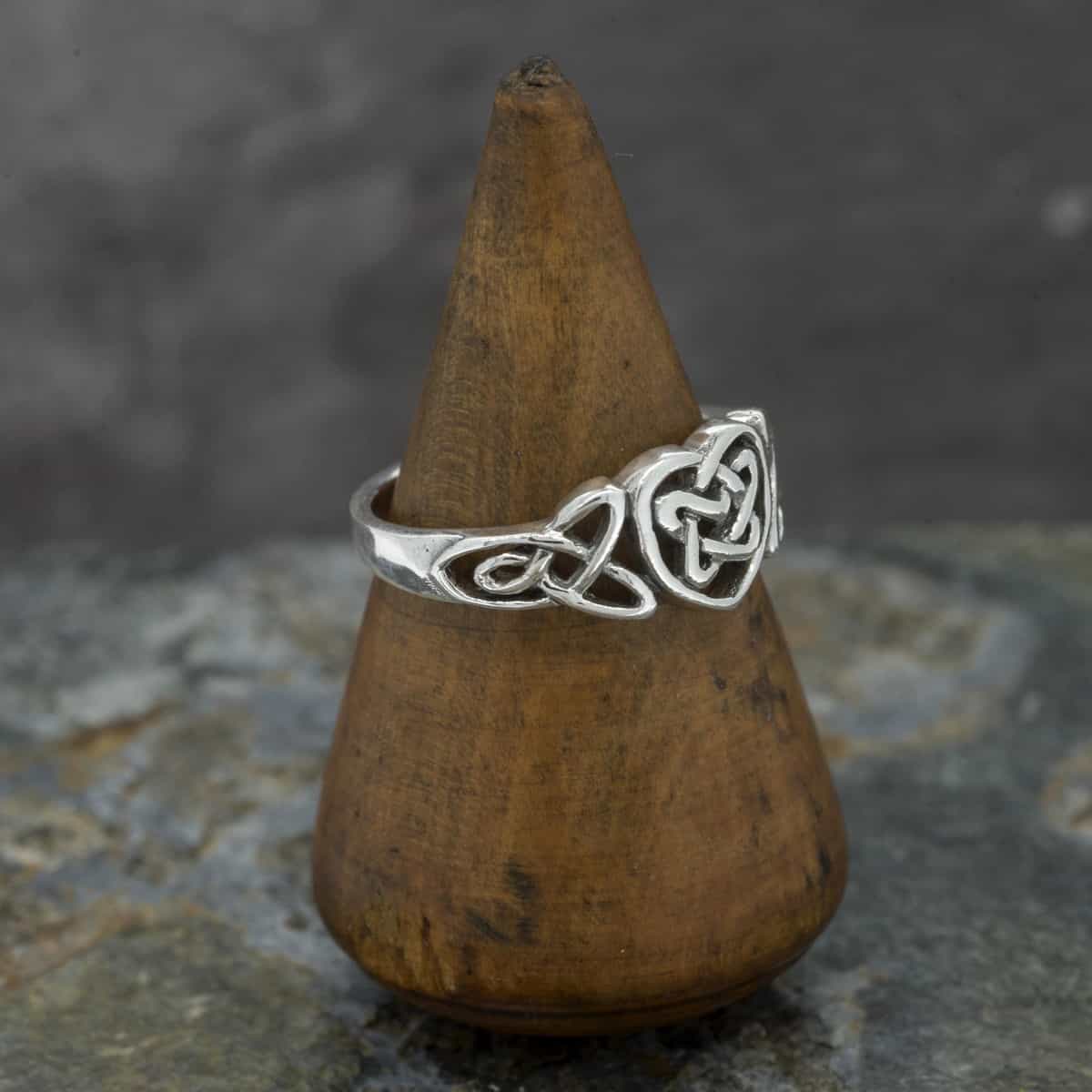 Royal Mile Silver - Celtic heart silver ring