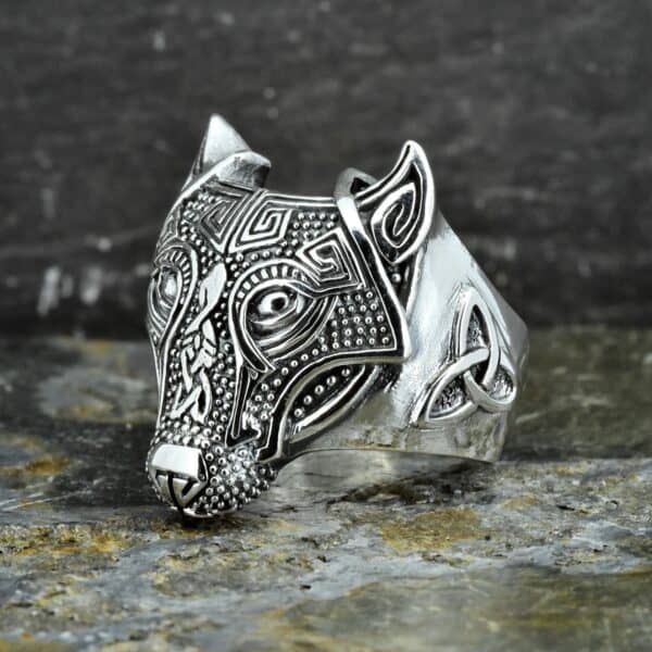 Royal Mile Silver - Viking Celtic Fenrir Wolf Head Ring
