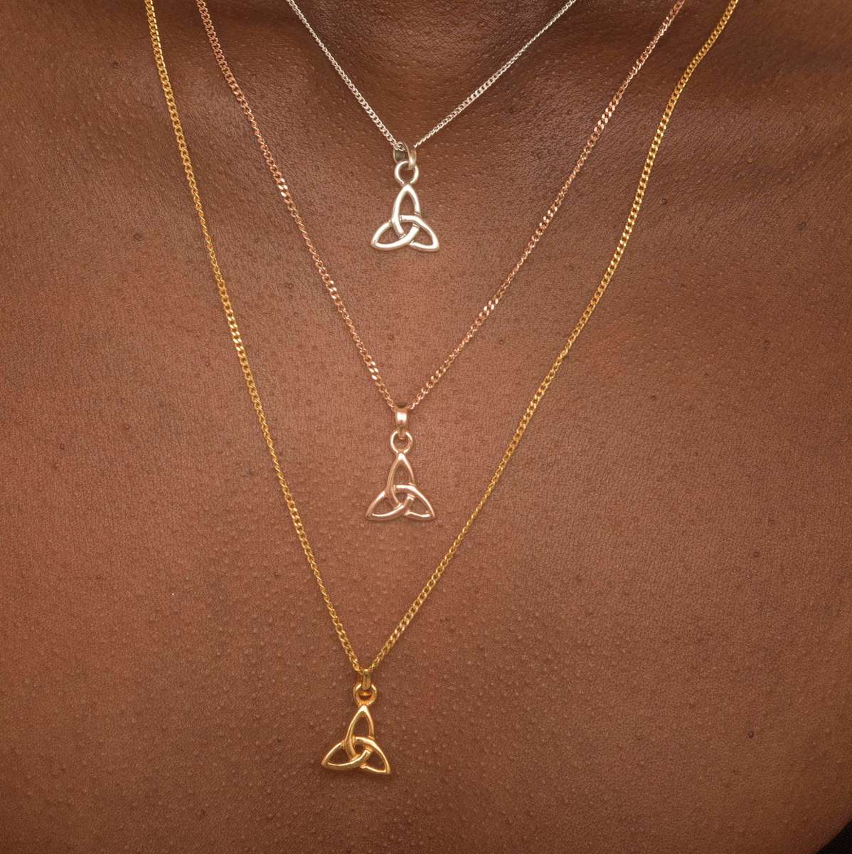 Silver Triquetra Pendant (small 