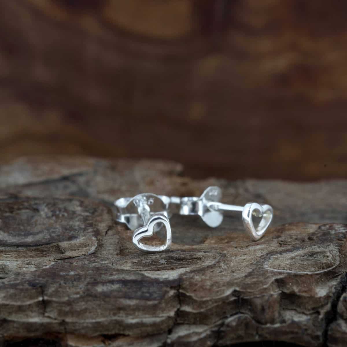 Royal Mile Silver - Sterling silver Open Heart stud earring