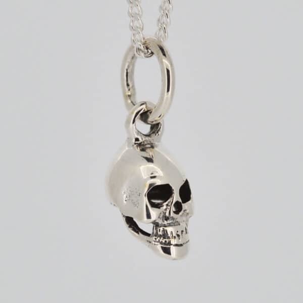 royal mile silver - silver skull necklace