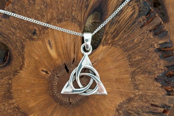 Royal Mile Silver - Triquetra Flow Pendant