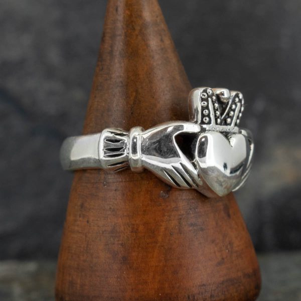 Royal Mile Silver - Men's Chunky Claddagh Ring