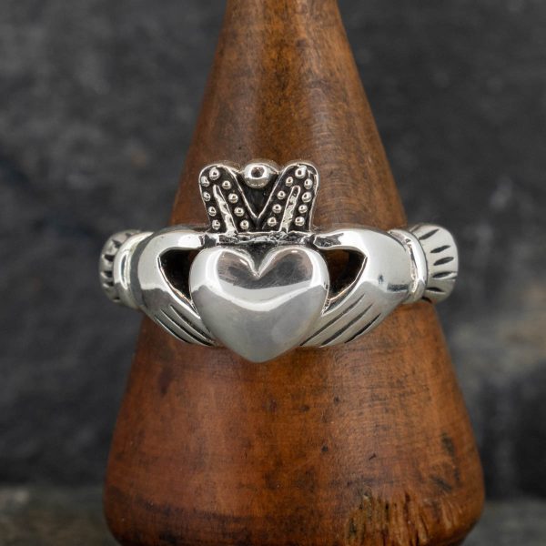 Royal Mile Silver - Men's Chunky Claddagh Ring