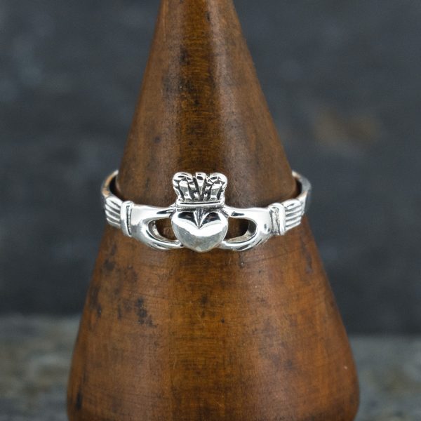 Dainty Claddagh - Royal Mile Silver