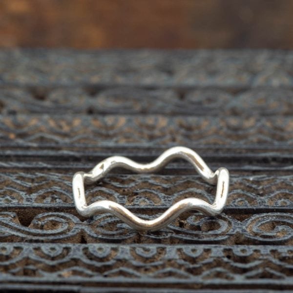 Royal Mile Silver - Handmade Silver Wave Ring