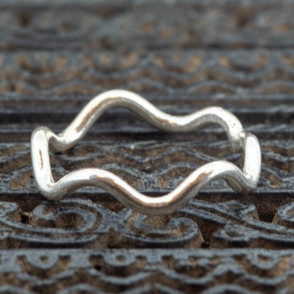 Royal Mile Silver - Handmade Silver Wave Ring