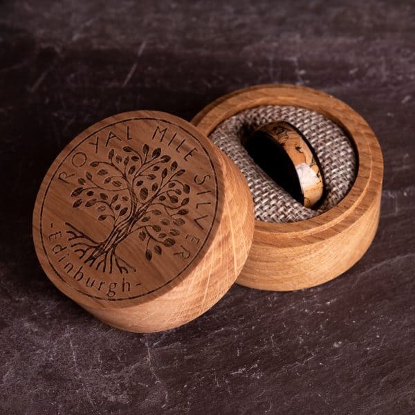 Royal Mile Silver - Royal Mile Silver round whisky barrel wood ring box with cork tungsten ring